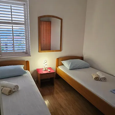 Banana Dubrovnik