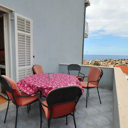 Banana 3* Dubrovnik